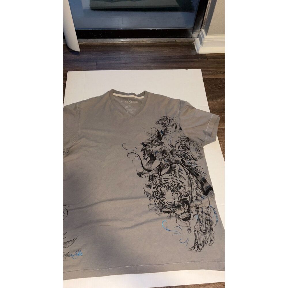 Vintage Y2K Marc Ecko Cut & Sew Tiger Graphic T-Shirt XL Gray 100% Cotton